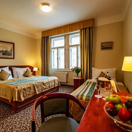 Hotel U Divadla - Czech Leading Prague