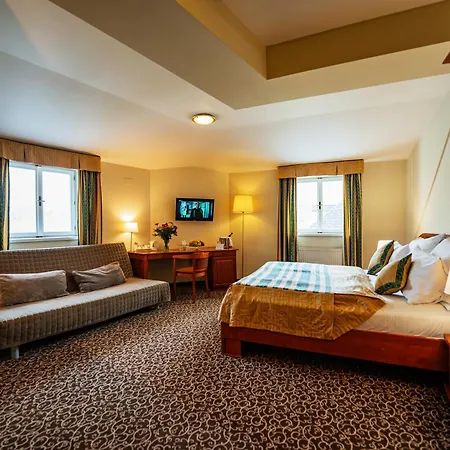 Hotell U Divadla - Czech Leading Prag