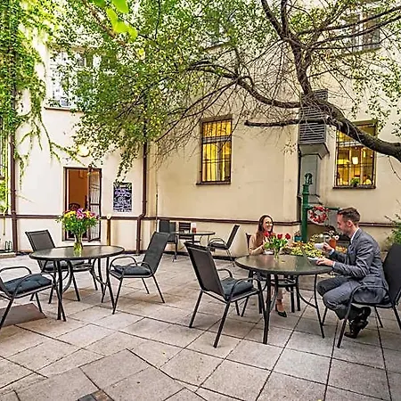 Hotel U Divadla - Czech Leading Praga