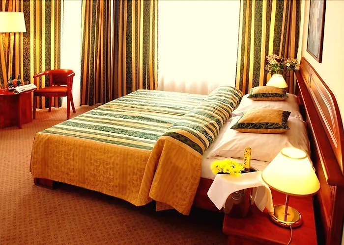 Hotel U Divadla - Czech Leading Praha