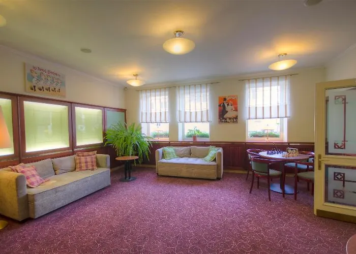 Hotel U Divadla - Czech Leading 4*